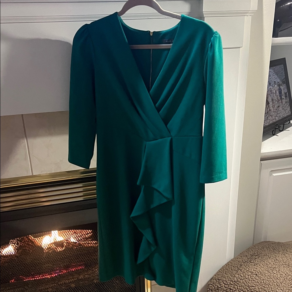 Julia Jordan Vibrant Green Long Sleeve Dress